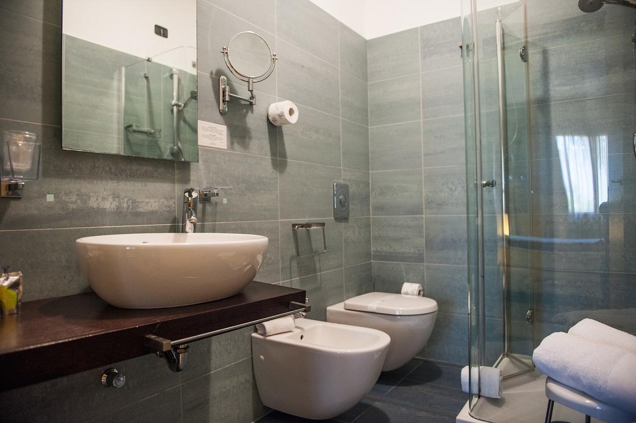 Hotel Il Portico Фавиняна Екстериор снимка